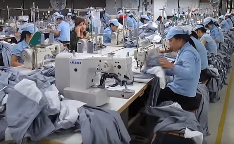 a-may-det-sewing-clothing-factory