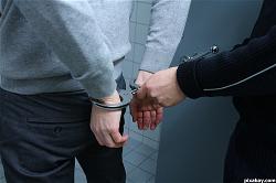 crime-handcuff-arrest-police