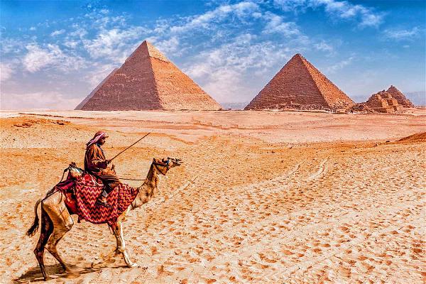 Pic 1 Pyramids of Giza