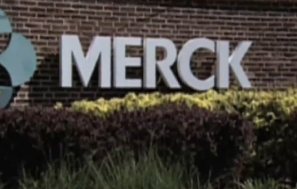 C_Merck bao cao doanh thu cao hon du doan