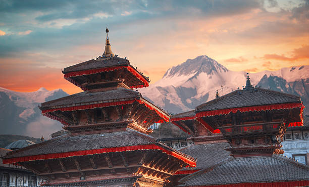 Tới Nepal để gió cuốn đi - Văn Học Nghệ Thuật - Việt Báo Foundation – A Nonprofit 501 (c)(3) Organization