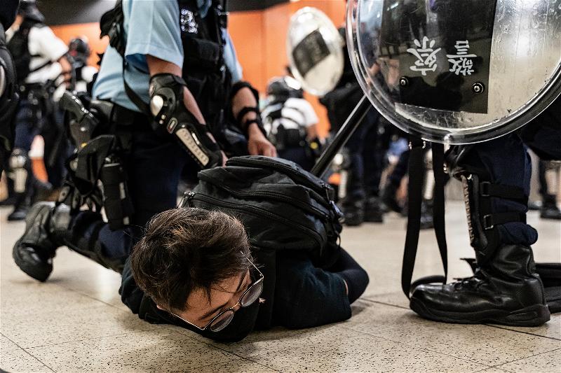 AFP_Dan Hong Kong tiep tuc bieu tinh